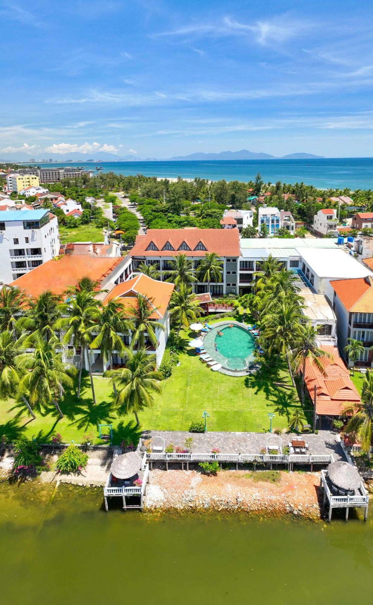 River Beach Resort & Residences Хойан Экстерьер фото
